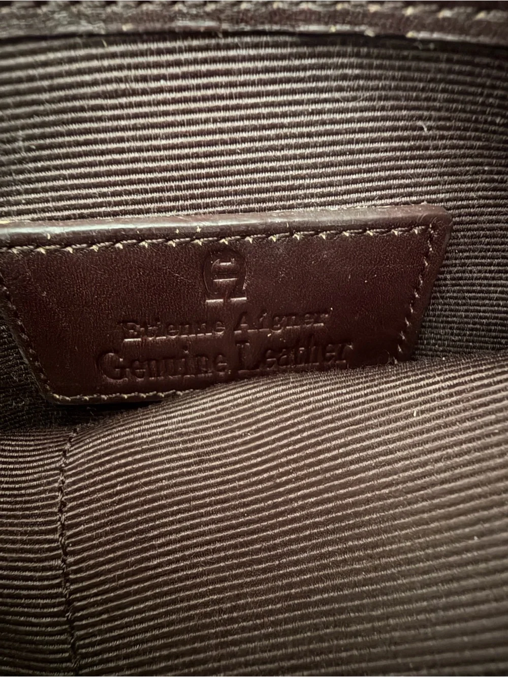 Etienne Aigner elegant deep